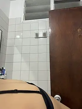 _niah_ - _Niah_'s free webcam - UK Sex Cams