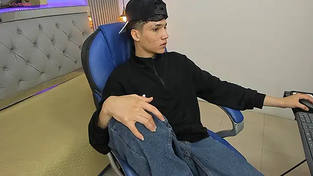 SamBlack_ live sex cam