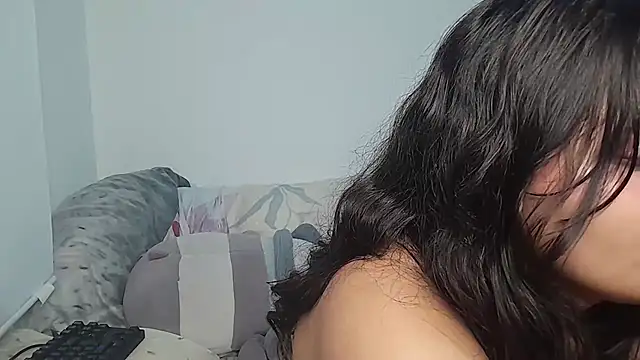 Layla_Latina