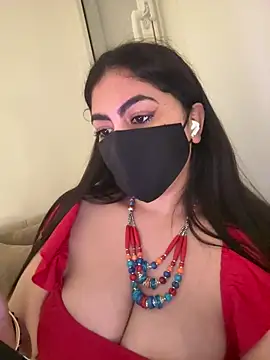 Hot-Sarah-arab from StripChat is Freechat