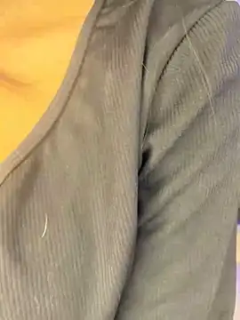 KARISHMA-STRIP live sex cam