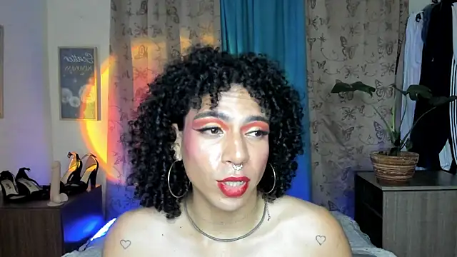 angel_white25 - Angel_White25's free webcam - UK Sex Cams