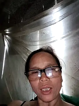 tina6886 - Tina6886's free webcam - UK Sex Cams