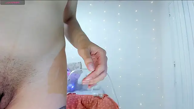 ms_pickless (F young) - Plug anal+oil on buttocks✨