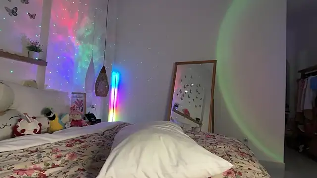 keirasworld live cam profile