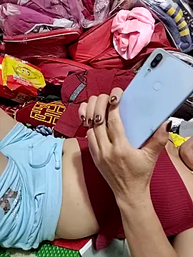 jordanxo_69 - JordanXo_69's free webcam