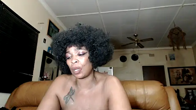 gucci_bx - Gucci_Bx's free webcam