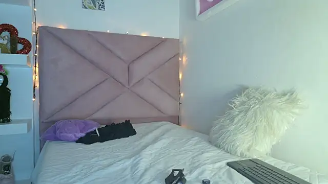 eva_sin18 - Eva_sin18's free webcam