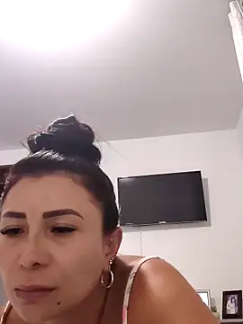 mia_mancinii - Mia_mancinii's free webcam