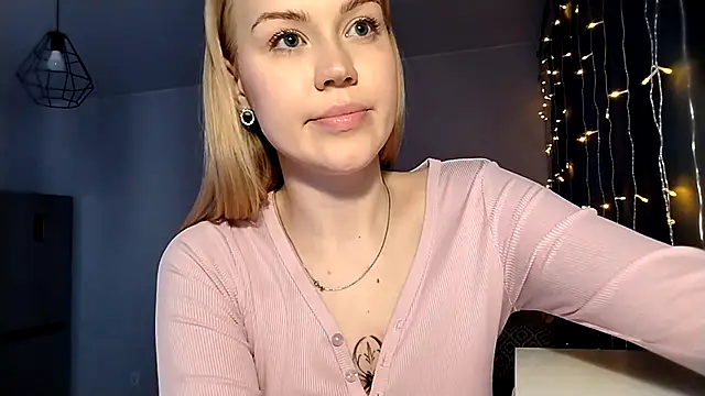 lunapeony - LunaPeony's free webcam - UK Sex Cams