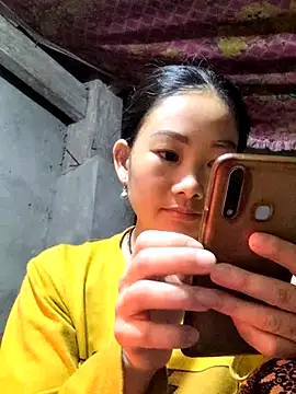 gio-thu - Gio-thu's free webcam - UK Sex Cams