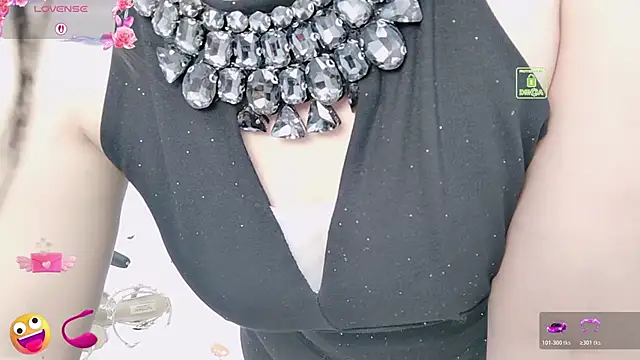 美女Mi-820在线直播