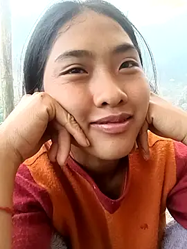 Hoa-tuylip live cam profile