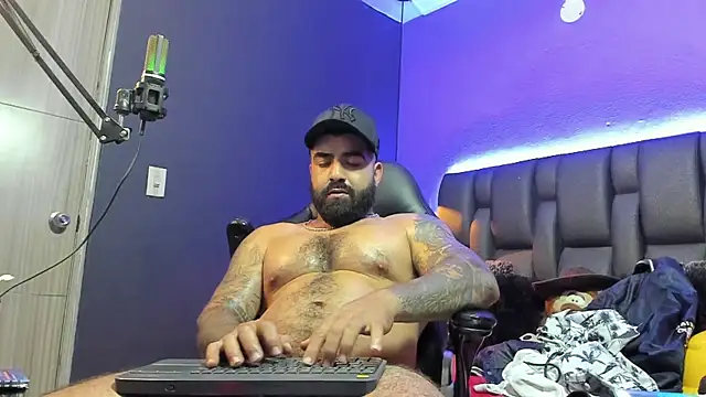 Lyon_vach live sex cam