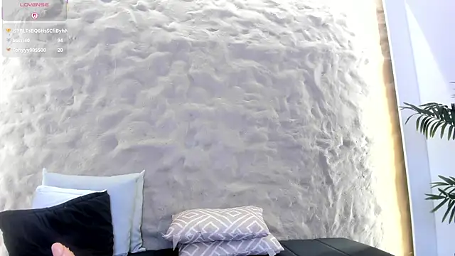 Preview of naomy_gyal