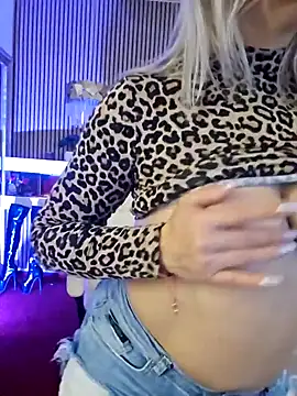 ladytouch - LadyTouch's free webcam