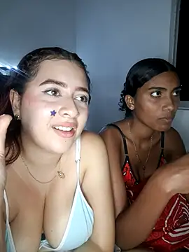 Chloe_Sky_love live sex cam