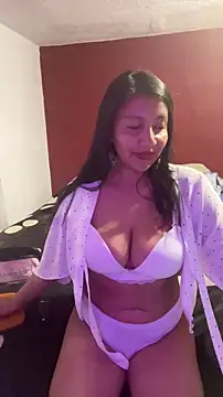 Webcam Model (Bamby08)  is live.Free join now!