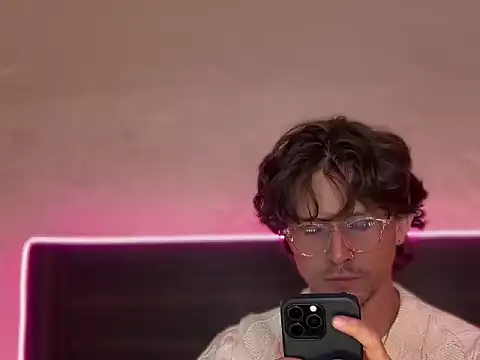 mcklister_kinky_feets (M young) - CUM AT GOAL