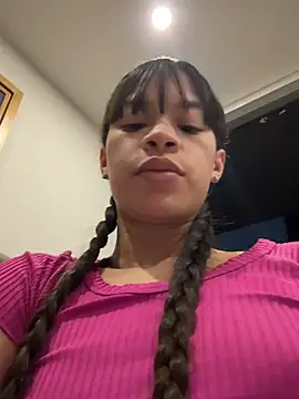 kimhilton_ - Kimhilton_'s free webcam - UK Sex Cams