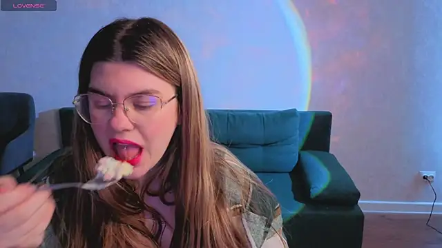 zoe_j0y - Zoe_j0y's free webcam - UK Sex Cams