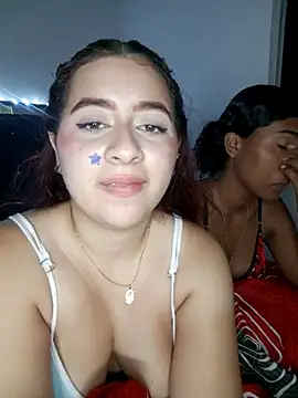 Chloe_Sky_love live sex cam