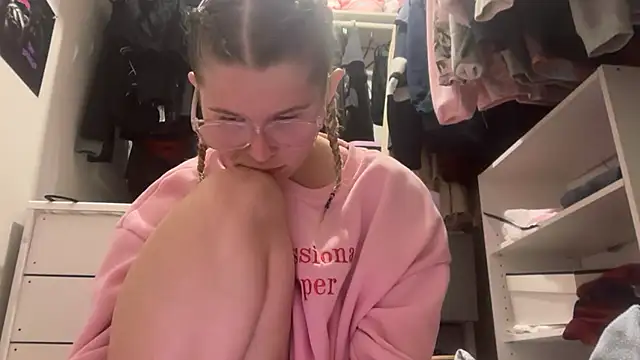 Riley_ray69 live cam profile