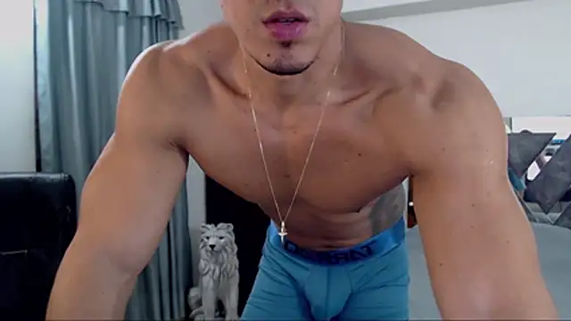 frank_heaven01 (Ask my age) - Big and thick... Get my big load cum