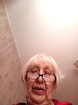 Webcam Model (Anatolia5961)  is live.Free join now!