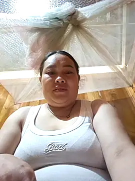 nin-anna - Nin-anna's free webcam - UK Sex Cams