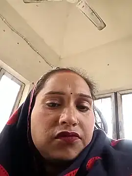 cute-karisma1234 (F milf) - Full open