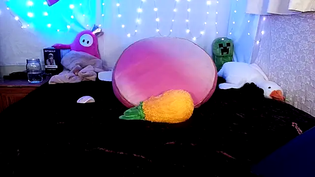 GamerGirlRoxyAndLee live sex cam