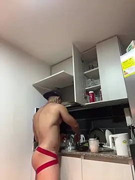 ezzio_scolaro - Ezzio_Scolaro's free webcam - UK Sex Cams