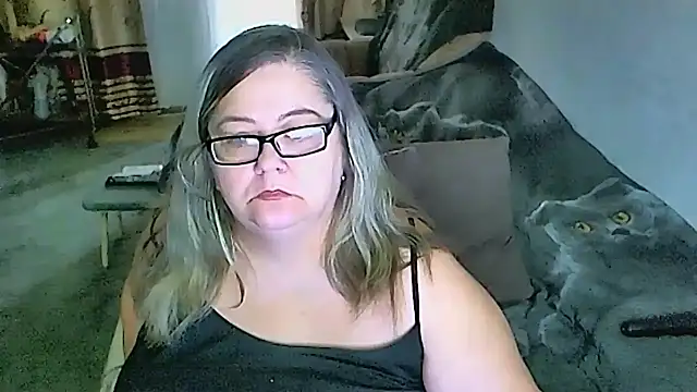 sex2 (F mature) - naked, squirt