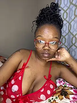 yummymelanin117 - YummyMelanin117's free webcam