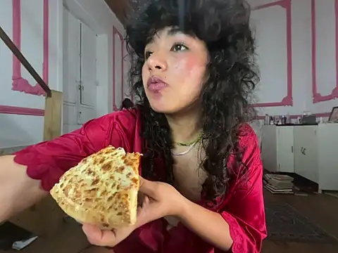 Webcam Model (justcallmemargo)  is live.Free join now!