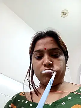 Trisha_71 live sex cam