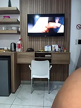 Webcam Model (CuteHoney92)  is live.Free join now!