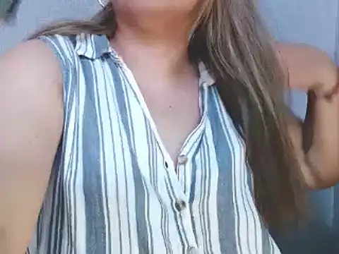 ambersmile - Ambersmile's free webcam - UK Sex Cams