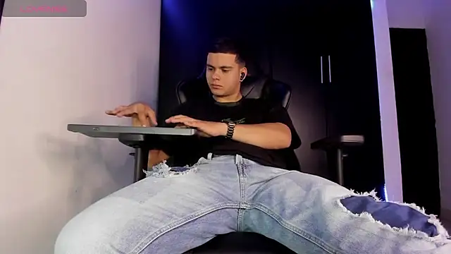 Liam_Mateo live sex cam