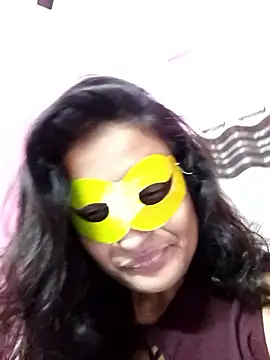 gullapi - Gullapi's free webcam - UK Sex Cams