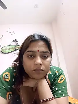 trisha_71 - Trisha_71's free webcam