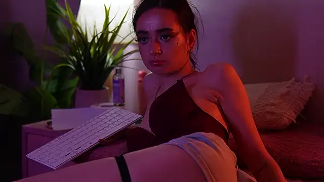 ariellakitty - AriellaKitty's free webcam