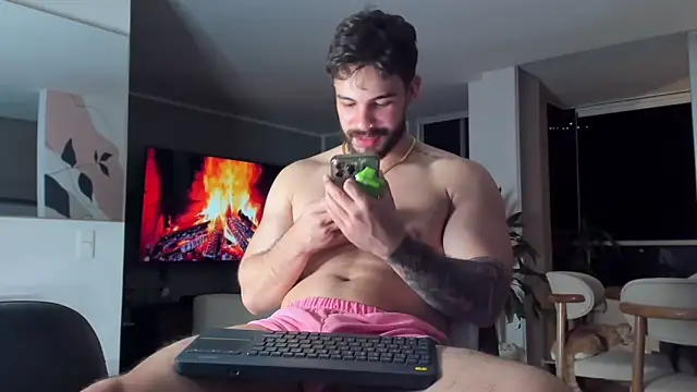 Valenthino_Salvatore live sex cam