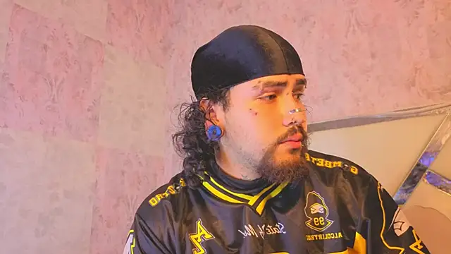 benny_and_mark - Benny_and_Mark's free webcam