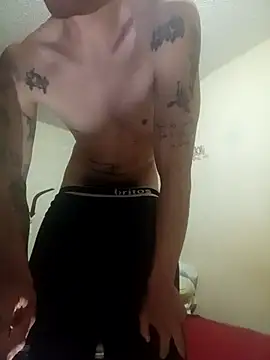 kalebnova - KalebNova's free webcam