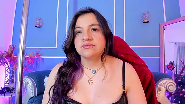 tarataylorr - TaraTaylorr's free webcam - UK Sex Cams