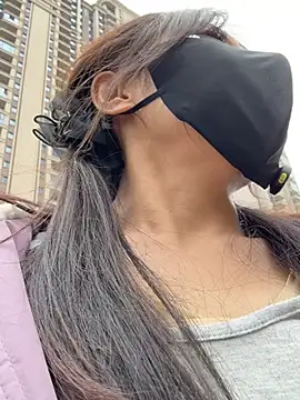 美女Carlin-yiyi在线直播