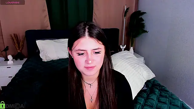 crystal-lace - Crystal-Lace's free webcam - UK Sex Cams