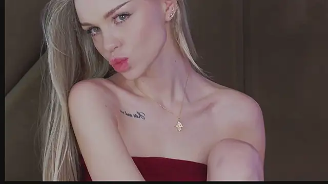 MarilynNova's Live Sex Cam Show